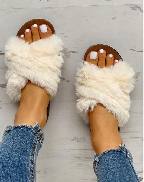 2020 new style online celebrity slipper women's summer outer wear-style decorative pattern versatile flat sandals ins fashion, Black
2020 new style online celebrity slipper women's summer outer wear-style decorative pattern versatile flat sandals ins fashion, Black