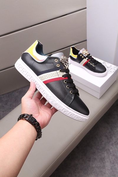 2020s high-end limited edition genuine leather low-comfortable casual men's sports shoes, stylish and comfortable flat shoes, size, Black
2020s high-end limited edition genuine leather low-comfortable casual men's sports shoes, stylish and comfortable flat shoes, size, Black