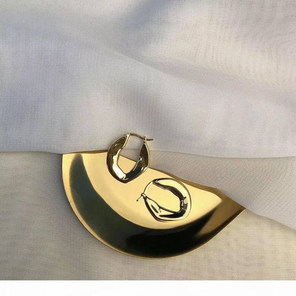 new arrival brass material of women dangle drop earring pendant in gold plated women jewelery ps5688, Golden
new arrival brass material of women dangle drop earring pendant in gold plated women jewelery ps5688, Golden