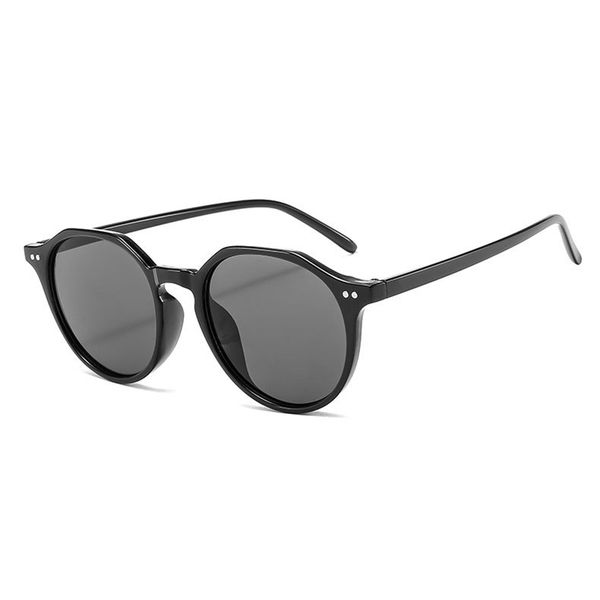 2020 round shape women sunglasses brand design fashion wrap plastic frame acrylic material lenses 3366 uv400 protection eyewear, White;black
2020 round shape women sunglasses brand design fashion wrap plastic frame acrylic material lenses 3366 uv400 protection eyewear, White;black
