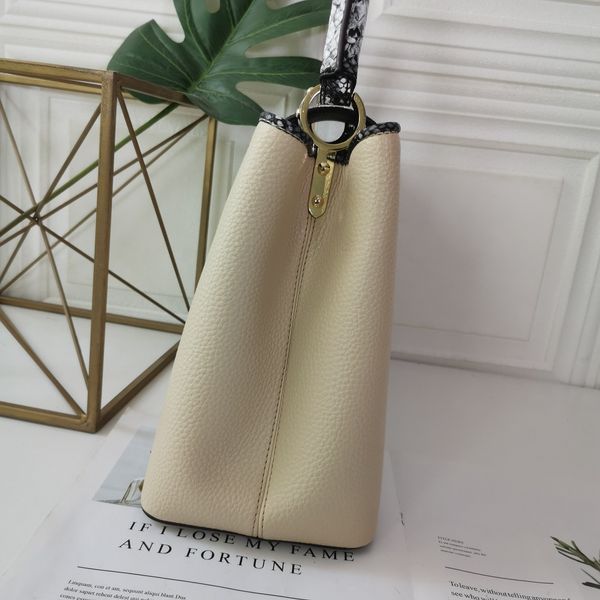 fashion bags totesnew fashion bag designer handbag shoulder bag, luxury woman handbag bag, delivery9508
fashion bags totesnew fashion bag designer handbag shoulder bag, luxury woman handbag bag, delivery9508