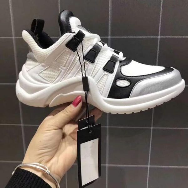 2019 new ins gold medal designer paris luxury shoes fashion casual sports shoes womens black white outdoor triple s sneakers eur 35-39 
2019 new ins gold medal designer paris luxury shoes fashion casual sports shoes womens black white outdoor triple s sneakers eur 35-39