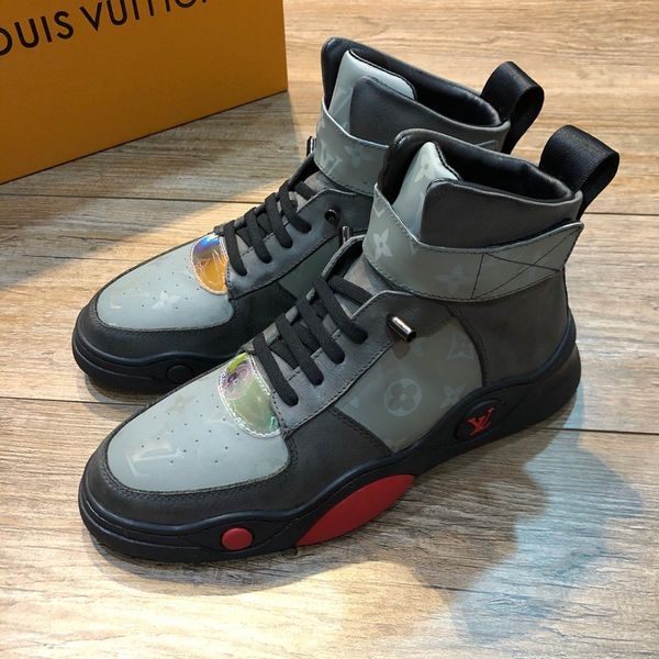 new10 luxury design casual men's shoes fashion all-match sports shoes outdoor comfortable men's boots original box packaging, Black
new10 luxury design casual men's shoes fashion all-match sports shoes outdoor comfortable men's boots original box packaging, Black