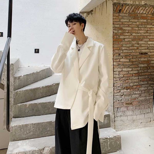 2020 winter new korean version of the trend couple personality asymmetric temperament wild loose lapel casual blazer, White;black
2020 winter new korean version of the trend couple personality asymmetric temperament wild loose lapel casual blazer, White;black