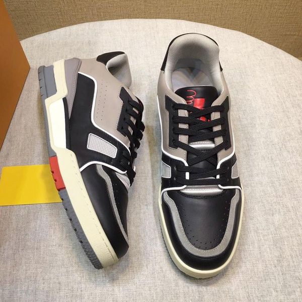 new casual shoes for men lace -up comfortable breathable trainer sneaker tenis zapatos de hombre men shoes luxury chaussures pour hommes sal, Black
new casual shoes for men lace -up comfortable breathable trainer sneaker tenis zapatos de hombre men shoes luxury chaussures pour hommes sal, Black