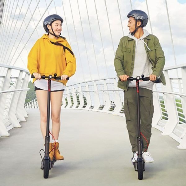 factory direct folding electric scooter two-wheel scooter portable lithium battery scooter, Silver;blue
factory direct folding electric scooter two-wheel scooter portable lithium battery scooter, Silver;blue