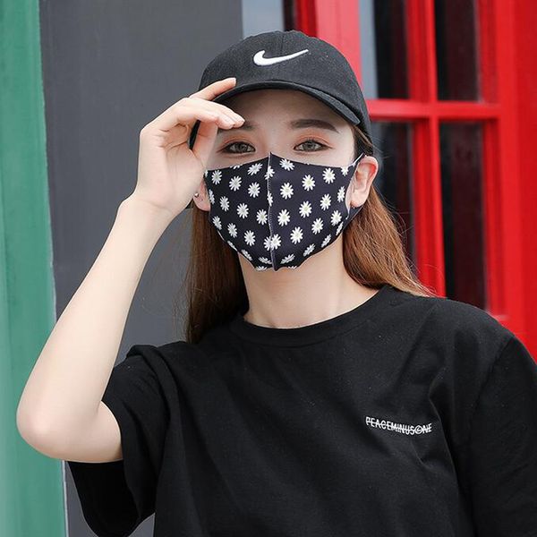 foldable protect face mask camouflage letters strawberry print printing breathable mouth masks men women designer face masks
foldable protect face mask camouflage letters strawberry print printing breathable mouth masks men women designer face masks