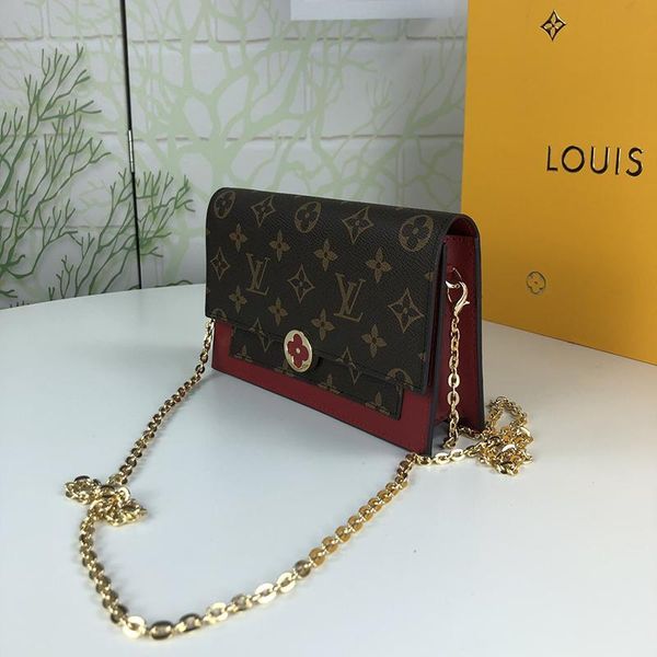 fashion style womens bag leather mini shoulder bags vintage luxury designer crossbody bag fast delivery chain type lady messenger bags
fashion style womens bag leather mini shoulder bags vintage luxury designer crossbody bag fast delivery chain type lady messenger bags