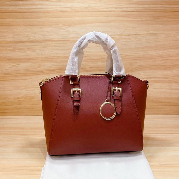 new 5a brand new genuine black striped leather ladies handbag shoulder bag messenger bag messenger bag
new 5a brand new genuine black striped leather ladies handbag shoulder bag messenger bag messenger bag