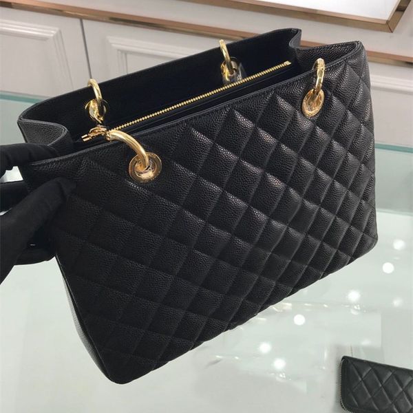calfskin meticulously made pure manual thread lining cloth single shoulder hand can be carriedclassic beauty, don't you think you deser
calfskin meticulously made pure manual thread lining cloth single shoulder hand can be carriedclassic beauty, don't you think you deser