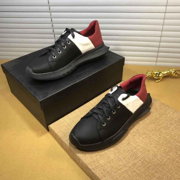 2020ukm new men's wild trend casual shoes hiking sports shoes travel shoes and other original packaging with original box fast delivery, Black
2020ukm new men's wild trend casual shoes hiking sports shoes travel shoes and other original packaging with original box fast delivery, Black