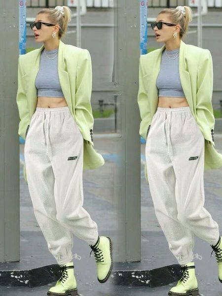 ins 2019 autumn and winter new european and american street style retro high waist corduroy letter embroidery casual loose radish pants fema, Black;white
ins 2019 autumn and winter new european and american street style retro high waist corduroy letter embroidery casual loose radish pants fema, Black;white