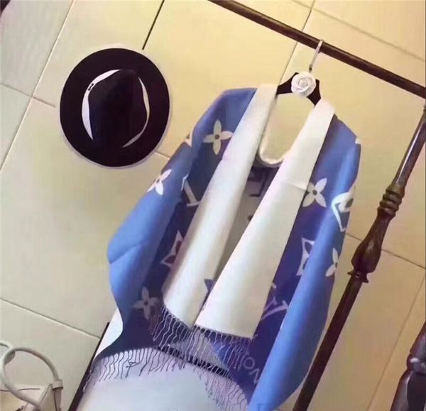 2020high qualtiy luxuryz cashmere scarf for women desi long scarves with silver thread shawls wrap with tags 185x65cm shawls rt0050*01, Blue;gray
2020high qualtiy luxuryz cashmere scarf for women desi long scarves with silver thread shawls wrap with tags 185x65cm shawls rt0050*01, Blue;gray