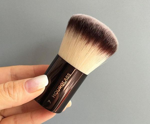 new arrival brand new cosmetics hourglass #7 rounded finishing make up single brush face blush powder complexion makeup brushes
new arrival brand new cosmetics hourglass #7 rounded finishing make up single brush face blush powder complexion makeup brushes