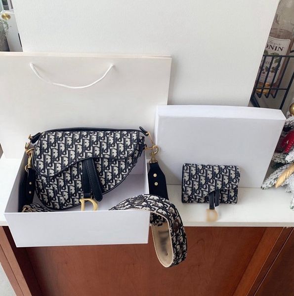 горячие продажа мода кожаные сумки женские сумки кошельки для женщин кожа цепи сумки crossbody и сумки плеча -a9474, Black
горячие продажа мода кожаные сумки женские сумки кошельки для женщин кожа цепи сумки crossbody и сумки плеча -a9474, Black