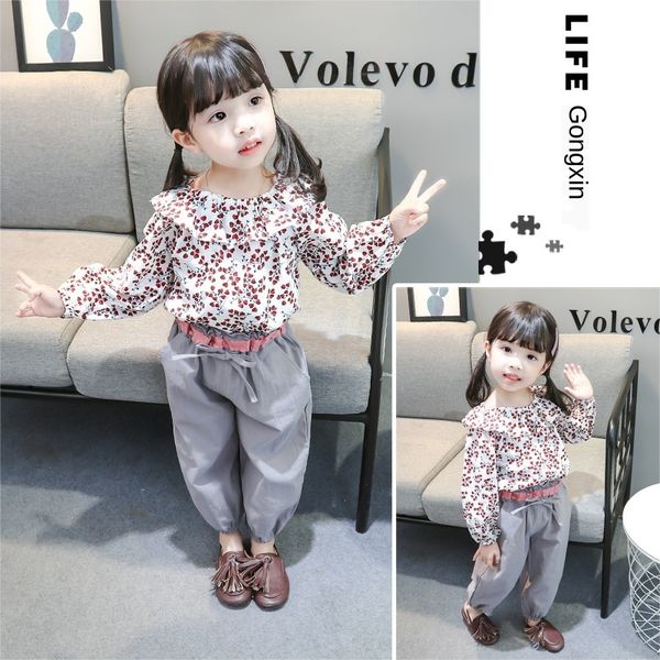 autumn 2020 new small and medium clothing korean floral lotus leaf collar girl suit children's children's autumn two-piece suit
autumn 2020 new small and medium clothing korean floral lotus leaf collar girl suit children's children's autumn two-piece suit