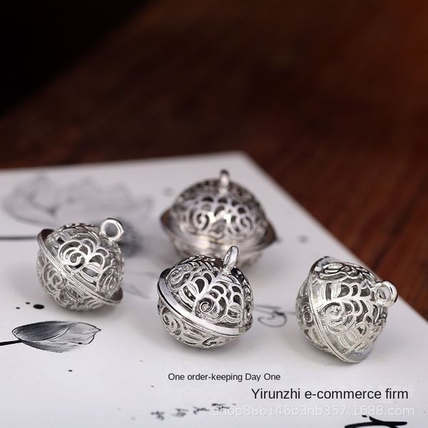 18mm flower qiangu the same style palace pendant alloy pendant bell diy bell hollow fengling diy accessories, Silver
18mm flower qiangu the same style palace pendant alloy pendant bell diy bell hollow fengling diy accessories, Silver