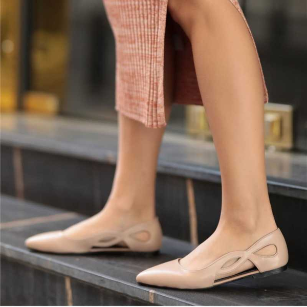 allure red black skin colour women babettes women flats casual office ladies 2020 new fashion
allure red black skin colour women babettes women flats casual office ladies 2020 new fashion