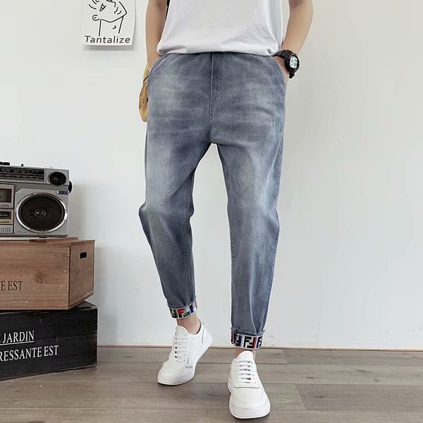aberdeen literary style summer young students nine points jeans men korean version trend casual wild men's body, Blue
aberdeen literary style summer young students nine points jeans men korean version trend casual wild men's body, Blue