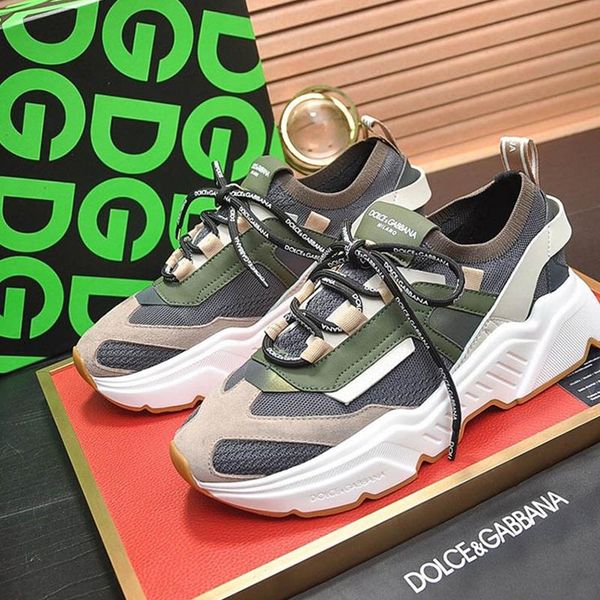 2020eu designer new luxury men's casual sports shoes, outdoor casual shoes, with original box size 38--45, Black
2020eu designer new luxury men's casual sports shoes, outdoor casual shoes, with original box size 38--45, Black