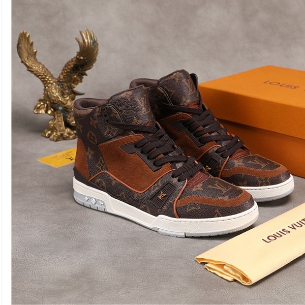 064 men's designer casual sports shoes, luxury trendy travel casual shoes, sports shoes. fast delivery in original box packaging, Black
064 men's designer casual sports shoes, luxury trendy travel casual shoes, sports shoes. fast delivery in original box packaging, Black