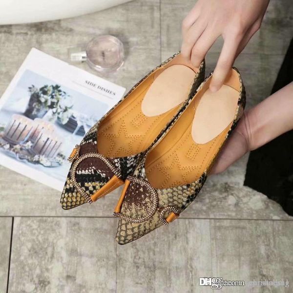 est sale summer women pointed flat casual shoes luxury designer outdoor serpentine printing double d buckle strap loafers with box, Black
est sale summer women pointed flat casual shoes luxury designer outdoor serpentine printing double d buckle strap loafers with box, Black
