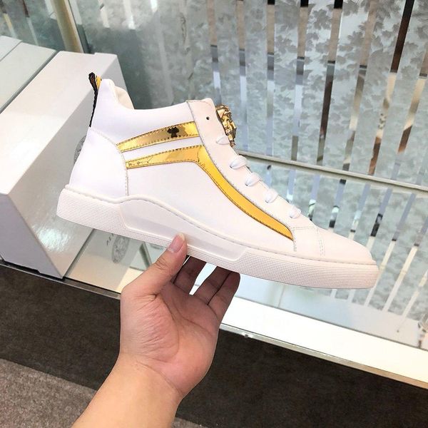 new7 fashion men's boots high to help wild sports shoes casual outdoor leather comfortable travel shoes original box packaging, Black
new7 fashion men's boots high to help wild sports shoes casual outdoor leather comfortable travel shoes original box packaging, Black