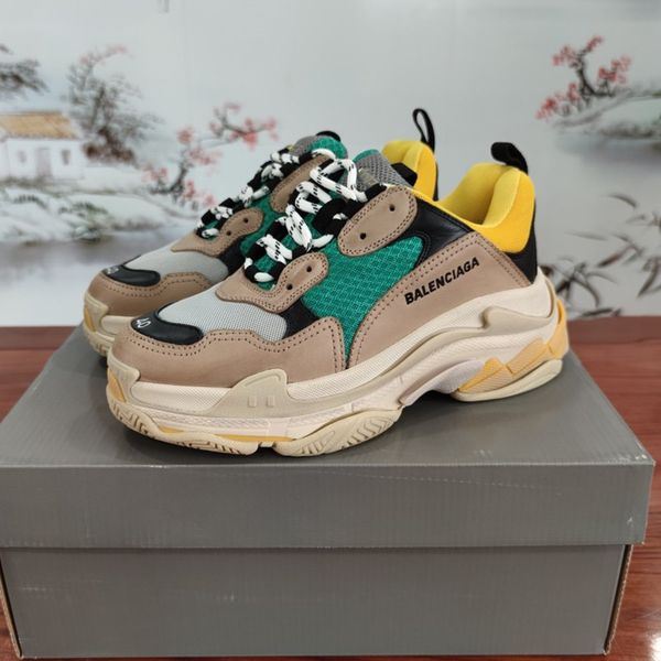 2020tk designer to create casual and comfortable all-match sports shoes, travel shoes outsole non-slip design with original box delivery, Black
2020tk designer to create casual and comfortable all-match sports shoes, travel shoes outsole non-slip design with original box delivery, Black