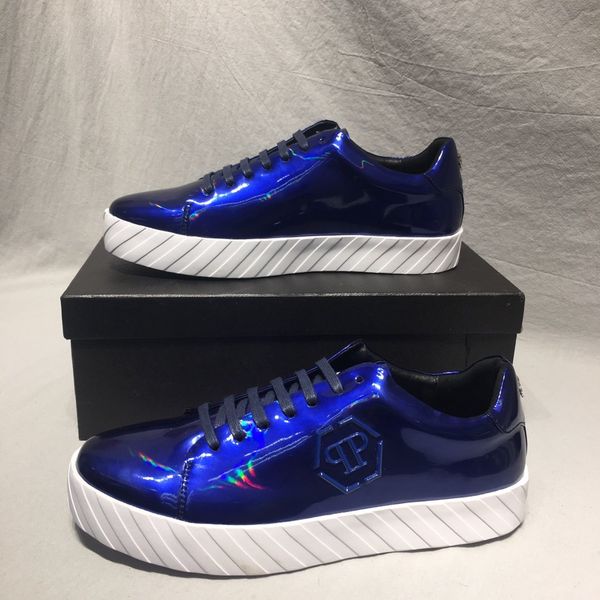 2020 l6 leather lace-up fashion casual mens luxury designer shoes classic flat shoes mens sneakers original box, Black
2020 l6 leather lace-up fashion casual mens luxury designer shoes classic flat shoes mens sneakers original box, Black