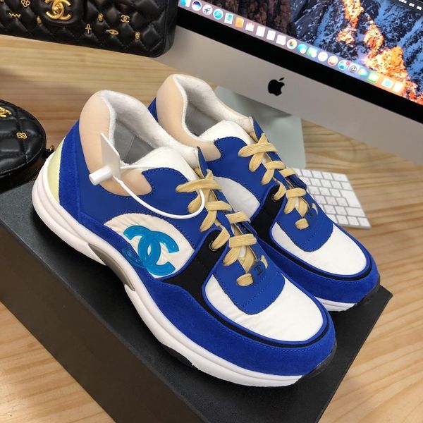 new20 high-end ladies casual shoes fashion wild ladies sports shoes outdoor travel shoes original box packaging fast delivery, Black
new20 high-end ladies casual shoes fashion wild ladies sports shoes outdoor travel shoes original box packaging fast delivery, Black
