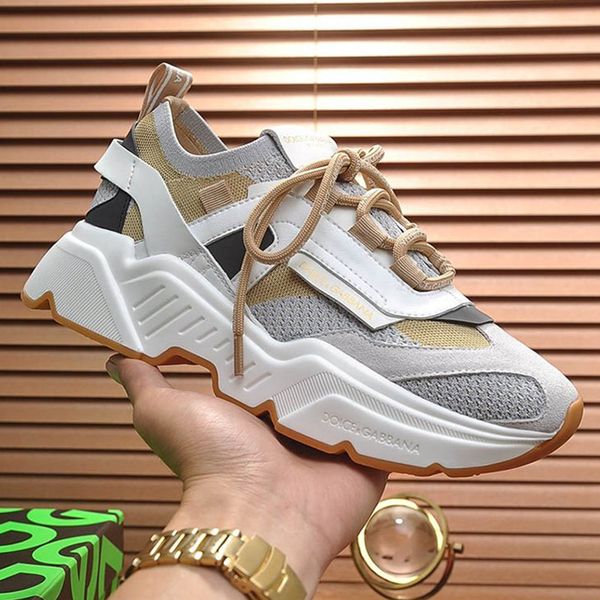 2020q designer new luxury men's casual sports shoes, outdoor casual shoes, fast delivery and original box, Black
2020q designer new luxury men's casual sports shoes, outdoor casual shoes, fast delivery and original box, Black