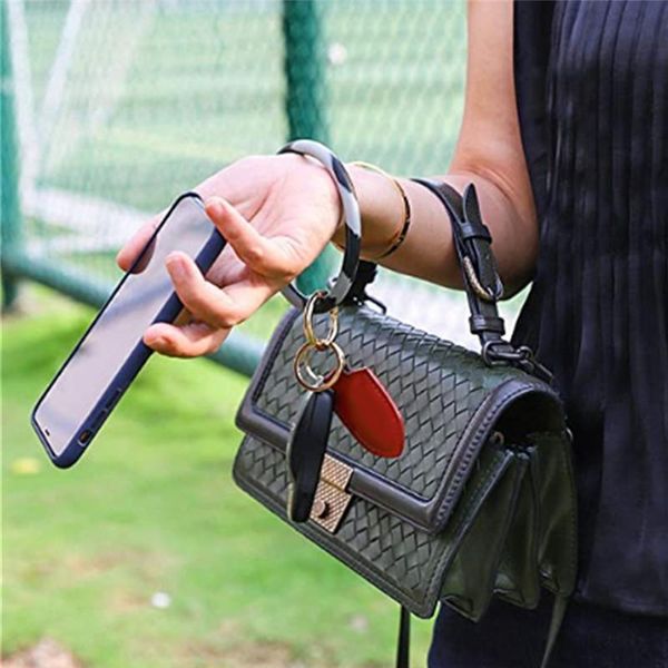 silicone keychain gel wear bracelets for women trendy exaggerated round keychain wrist strap accessories, Black
silicone keychain gel wear bracelets for women trendy exaggerated round keychain wrist strap accessories, Black