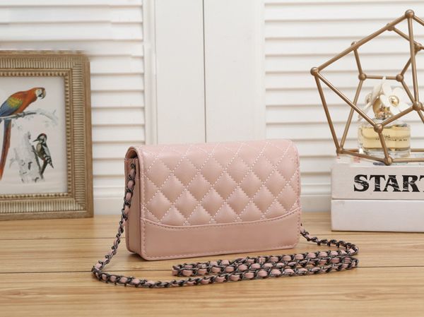 designer handbag tote crossbody bag fashion handbags gigh-quality women handbag leather bag flip cover diagonal shoulder bags chain bag993a
designer handbag tote crossbody bag fashion handbags gigh-quality women handbag leather bag flip cover diagonal shoulder bags chain bag993a