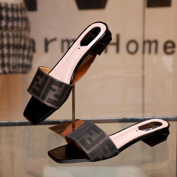 2020 new fashion women sandals ladies heeled mules summer sandals beach slides slippers chunky heel with f shoes sandalias, Black
2020 new fashion women sandals ladies heeled mules summer sandals beach slides slippers chunky heel with f shoes sandalias, Black