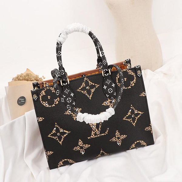 womens shoulder messenger handbags crossbody bag womens luxury designer bag leather ladies handle totes messenger bags
womens shoulder messenger handbags crossbody bag womens luxury designer bag leather ladies handle totes messenger bags