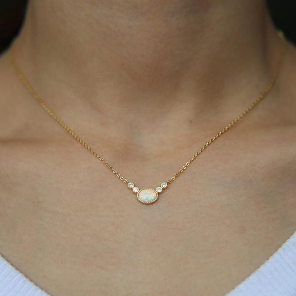 chic white fire opal necklace pendants for women 925 sterling silver necklace elegant oval natural stone fashion jewelry gift
chic white fire opal necklace pendants for women 925 sterling silver necklace elegant oval natural stone fashion jewelry gift