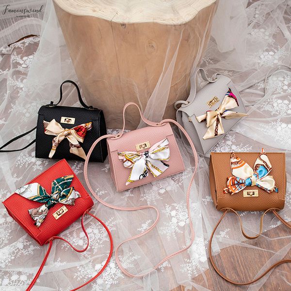 малый посыльного сумки женские сумки замок женский шарф плеча сумки ladies vintage european american jelly flap bag 2020
малый посыльного сумки женские сумки замок женский шарф плеча сумки ladies vintage european american jelly flap bag 2020