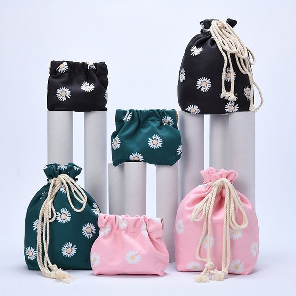new ins small daisy cosmetic storage clip shrapnel cosmetics storage cloth bag lazy people drawstring cosmetic bag
new ins small daisy cosmetic storage clip shrapnel cosmetics storage cloth bag lazy people drawstring cosmetic bag