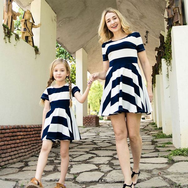 mother daughter dresses family matching outfits stripe short sleeve family look matching clothes mom and daughter dress, Blue
mother daughter dresses family matching outfits stripe short sleeve family look matching clothes mom and daughter dress, Blue