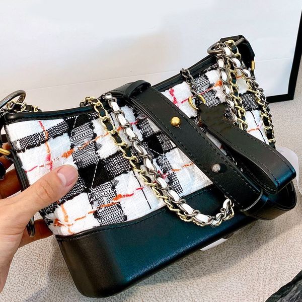 chain shoulder bag messenger bag handbag purse fashion tweed hardware new style vagrant bag interior zipper patchwork chain
chain shoulder bag messenger bag handbag purse fashion tweed hardware new style vagrant bag interior zipper patchwork chain