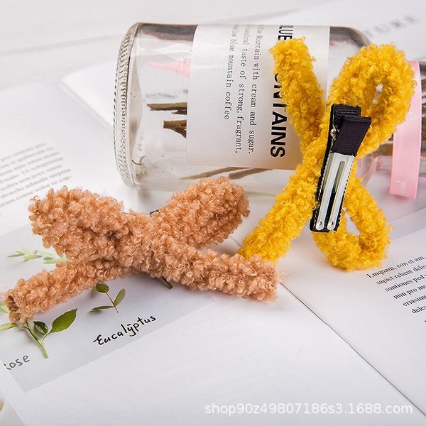 autumn new style hairpin korean style sweet and butterfly butterfly cute lamb velvet side baby girl bowknot bangs clip clip, Slivery;white
autumn new style hairpin korean style sweet and butterfly butterfly cute lamb velvet side baby girl bowknot bangs clip clip, Slivery;white