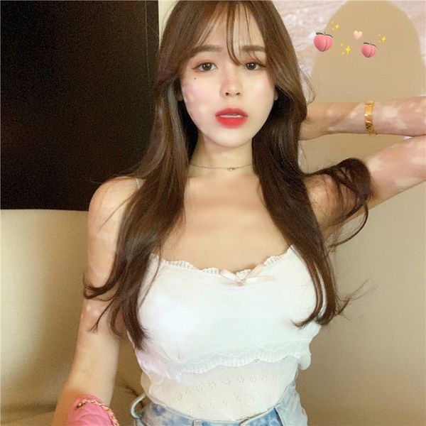 2020 new women's small camisole women's lace lining farewell airport ins fashion vest lace vest, Camo
2020 new women's small camisole women's lace lining farewell airport ins fashion vest lace vest, Camo