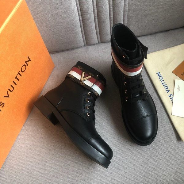 new24 fashion ladies casual shoes fashion wild women's boots thick bottom ladies martin boots original box packaging fast delivery, Black
new24 fashion ladies casual shoes fashion wild women's boots thick bottom ladies martin boots original box packaging fast delivery, Black