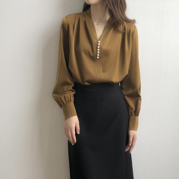 lady elegant shirt 2020 autumn new korean beaded v-neck long sleeve blouse women solid color blusas femininas elegante, White
lady elegant shirt 2020 autumn new korean beaded v-neck long sleeve blouse women solid color blusas femininas elegante, White