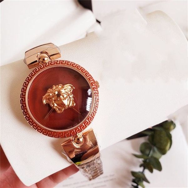 2020 new luxury mens watches quartz watch iced out designer watches steel strap vsc brand fashion accessories for ladies bracelet design, Slivery;brown
2020 new luxury mens watches quartz watch iced out designer watches steel strap vsc brand fashion accessories for ladies bracelet design, Slivery;brown