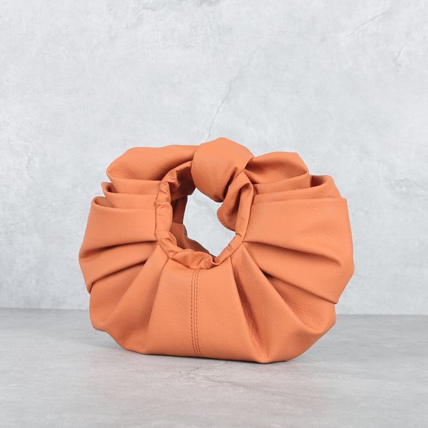 folded niche design simple personality handbag 2020 summer new messenger soft leather big bag female
folded niche design simple personality handbag 2020 summer new messenger soft leather big bag female