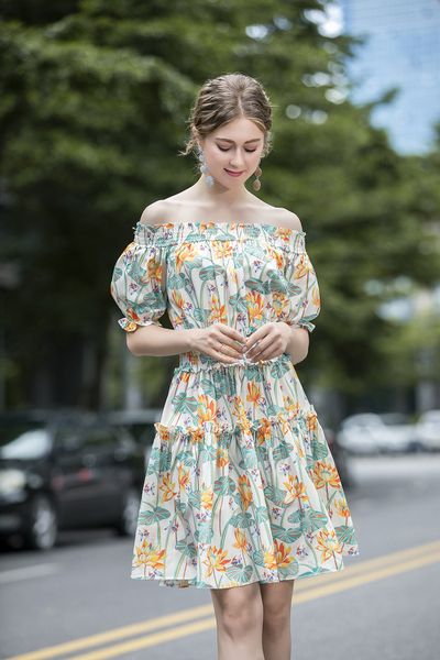 717 2020 summer brand same style empire slash neck flora print panelled short sleeve prom dress polyester as, Black
717 2020 summer brand same style empire slash neck flora print panelled short sleeve prom dress polyester as, Black