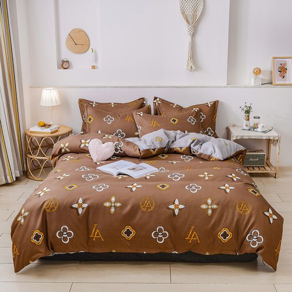 luxury bedding set 4pcs flat bed sheet brief duvet cover sets king comfortable quilt covers size bedclothes linens
luxury bedding set 4pcs flat bed sheet brief duvet cover sets king comfortable quilt covers size bedclothes linens