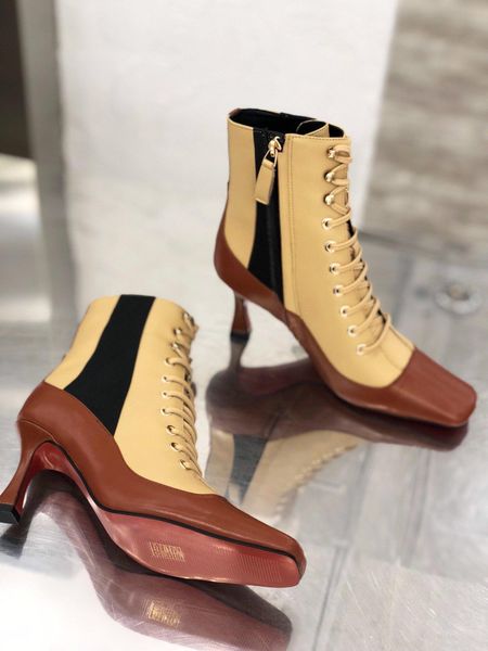 2020r autumn and winter new high-quality small leather boots fashion trend martin boots high-heeled women's booties,the original box de
2020r autumn and winter new high-quality small leather boots fashion trend martin boots high-heeled women's booties,the original box de