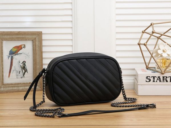 2020 designer handbag patent leather handbag shoulder chain bag woman bags genuine leather bag clutch bags woman wallet handbag high quality
2020 designer handbag patent leather handbag shoulder chain bag woman bags genuine leather bag clutch bags woman wallet handbag high quality